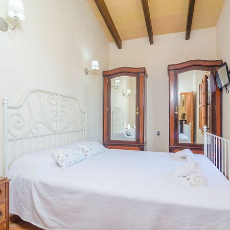 Es Caparo Hotel Manacor  Exterior photo